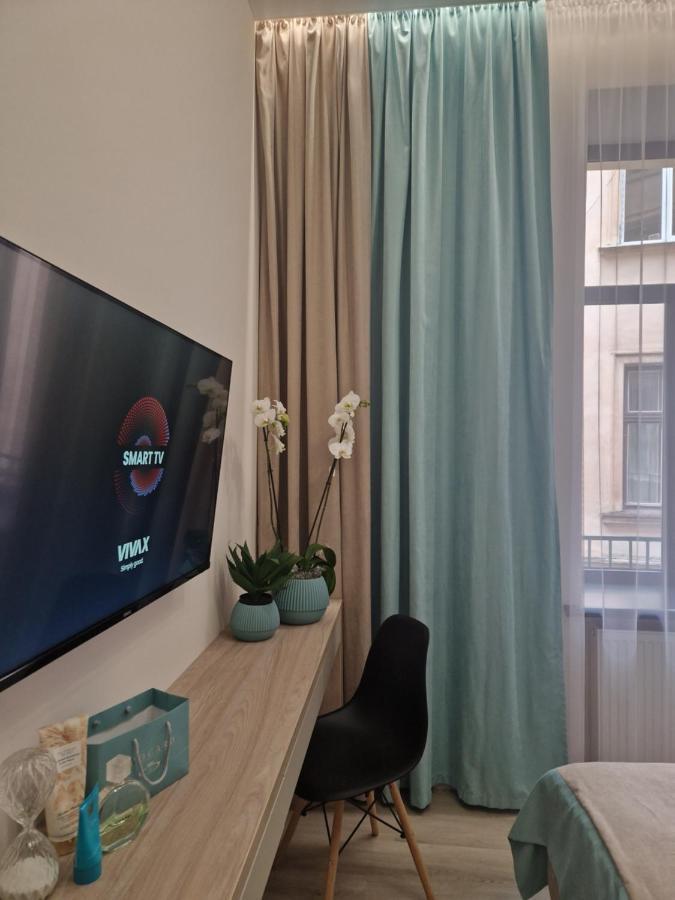 Demar Doroshenka Apartment